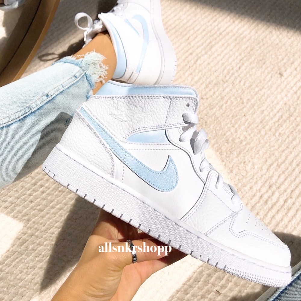 Nike air jordan 1 mid custom